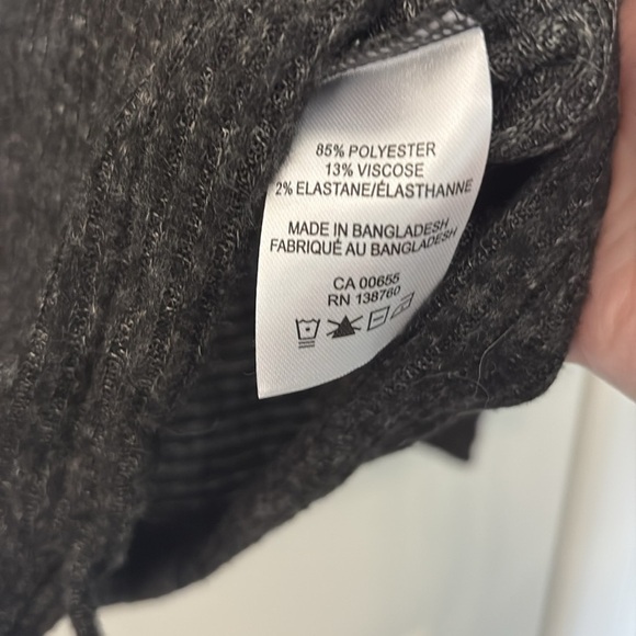 Reitmans Lightweight Top - Picture 4 of 4